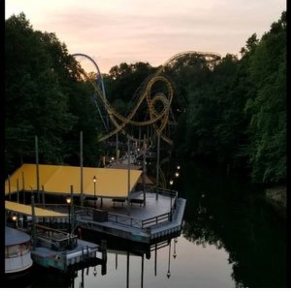 Meet your Posher, Em